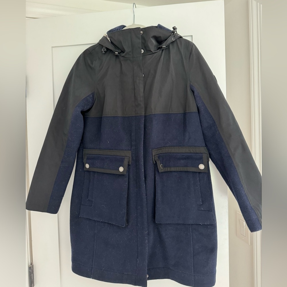 Beautiful Pendleton Coat With Water Resistant Sec… - image 1